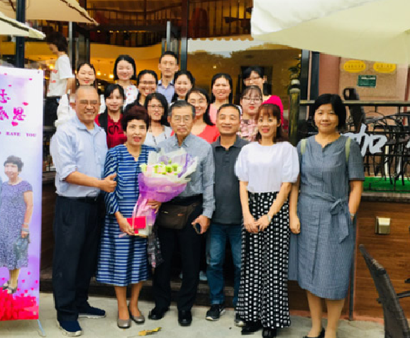 Warmly Welcome Mr. and Mrs. Matsuo to Visit SINOWAY